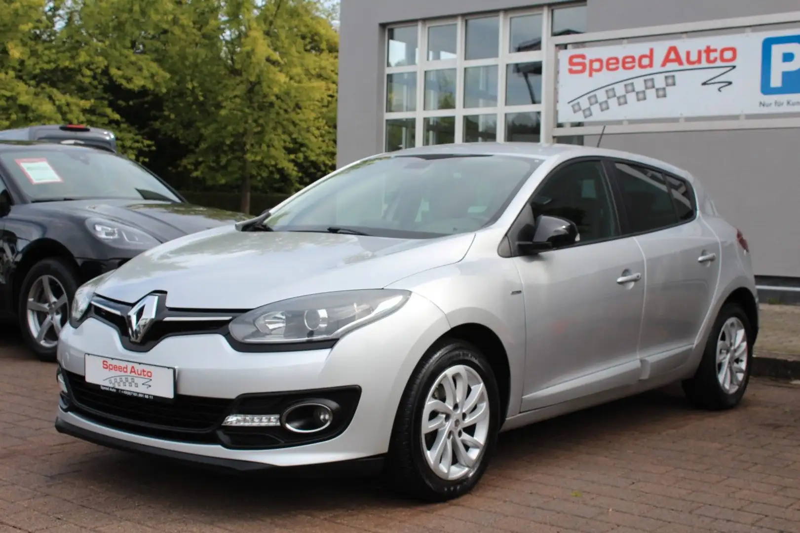 Renault Megane Lim. TCe 130 Limited/NAVI/TEMPOMAT/PDC Gris - 1