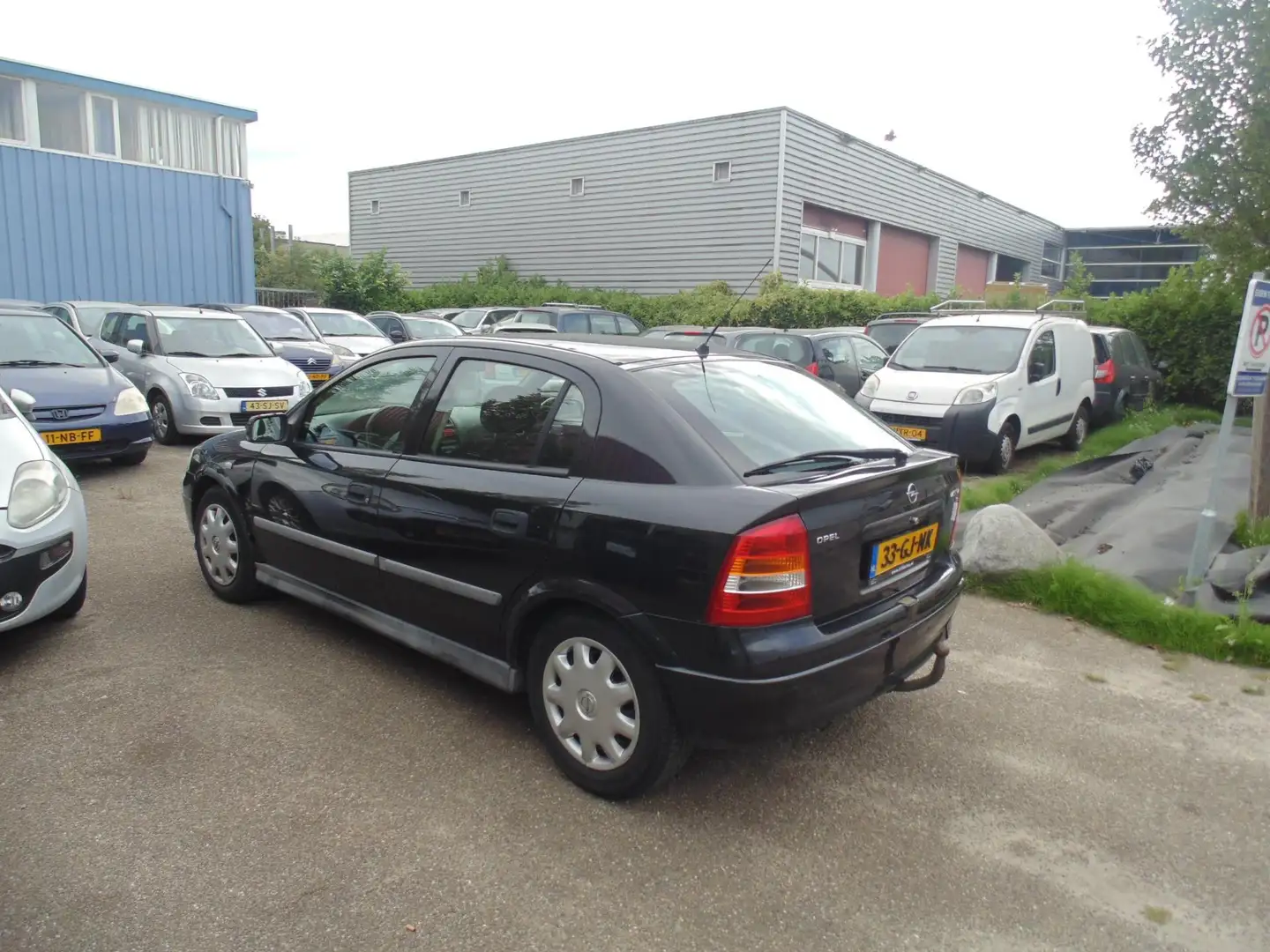 Opel Astra 1.6 Pearl MET AIRCO TREKHAAK Negro - 1