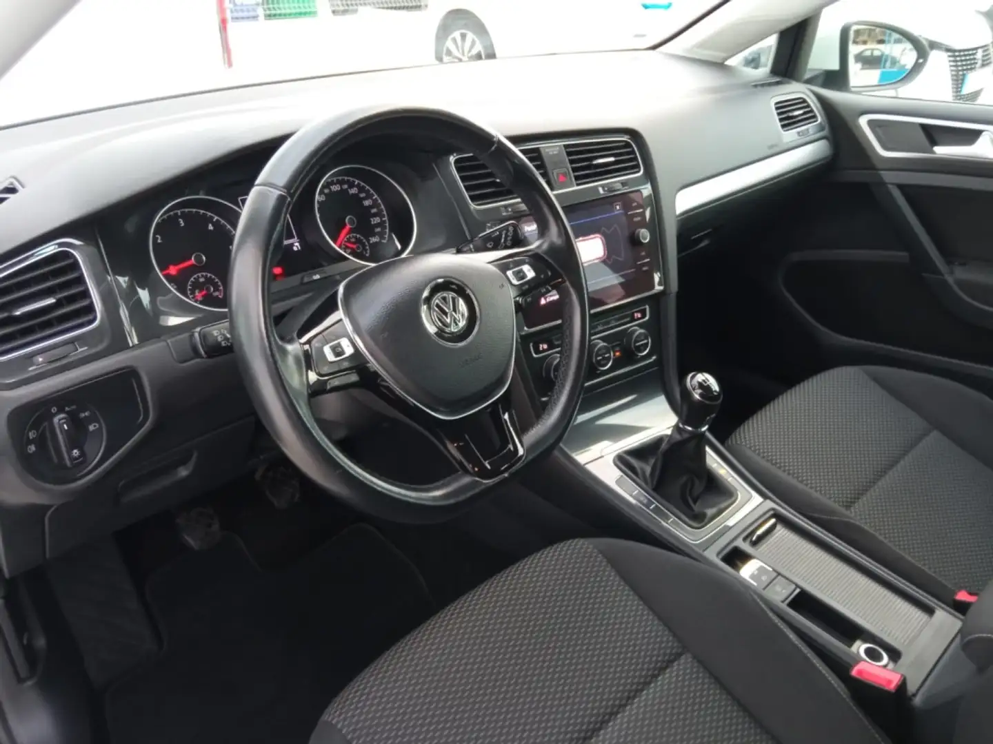Volkswagen Golf 1.6TDI Last Edition 85kW Blanco - 2