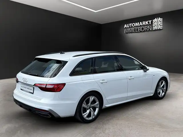 Audi A4 view 6