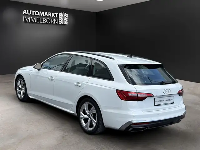Audi A4 view 5
