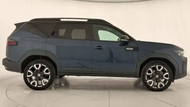 Dacia Bigster view 7