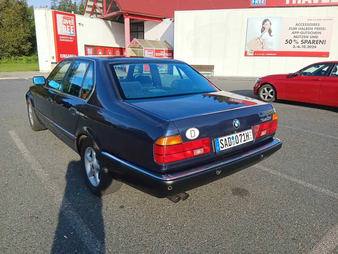 BMW 740i V8, foto 5
