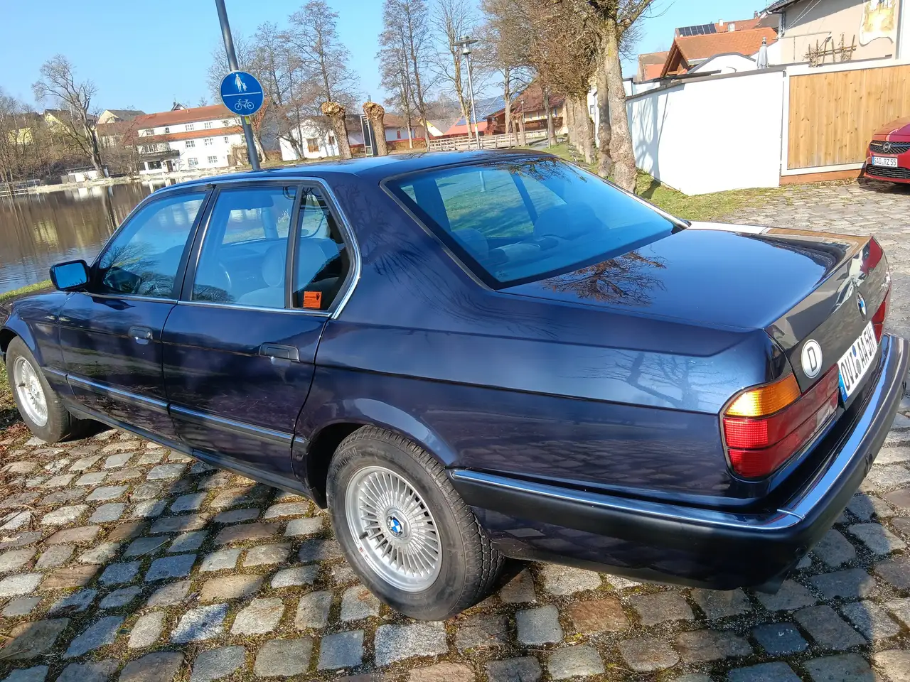 BMW 740i V8, foto 12