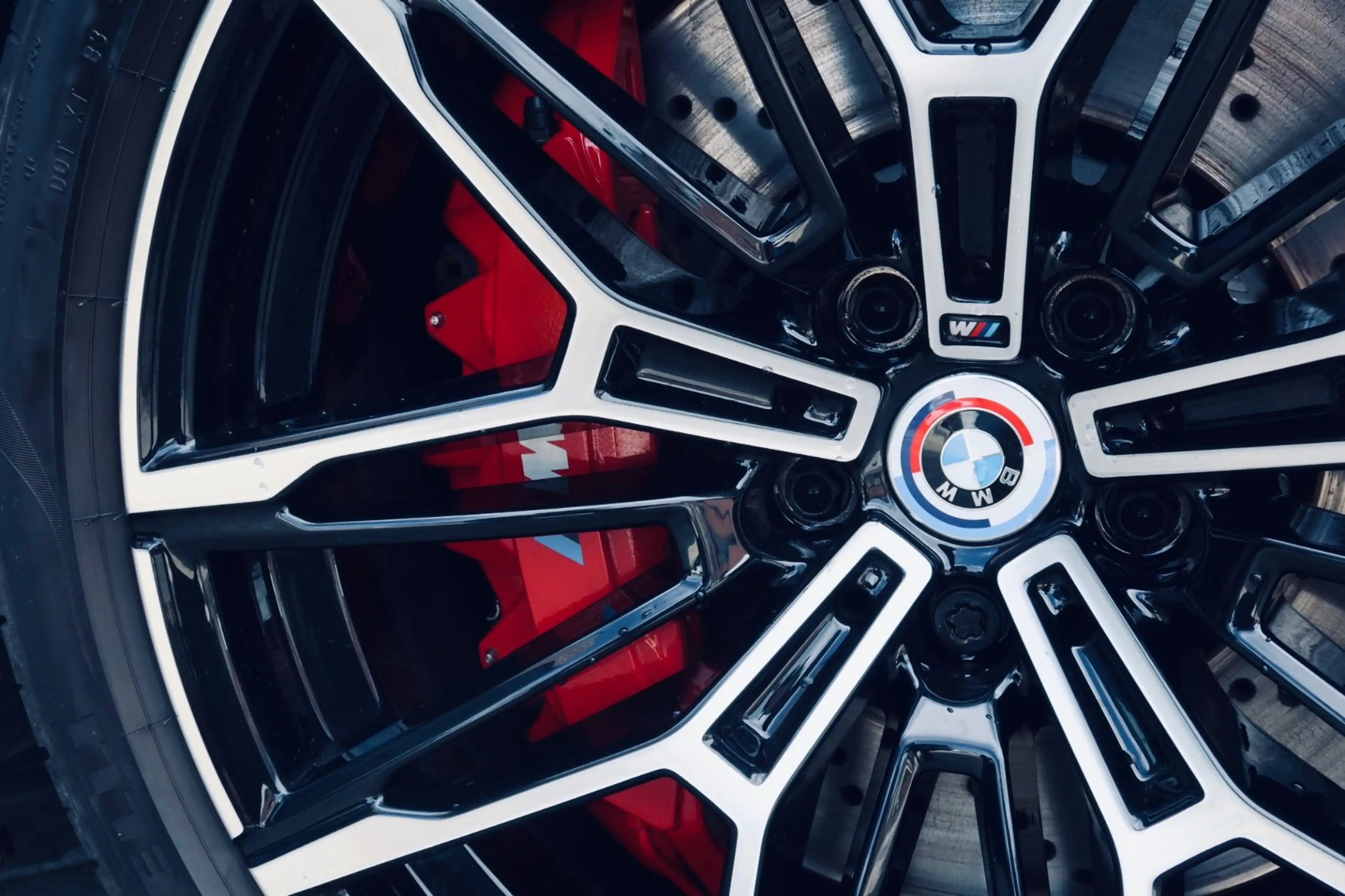 BMW M2 M2 COUPE / ETAT NEUF / TOIT CARBONE / SUBLIME !! — photo 12