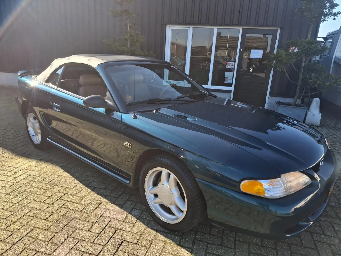 Ford Mustang USA GT 5.0 V8 Convertible **handgeschakeld** Zelená - 2