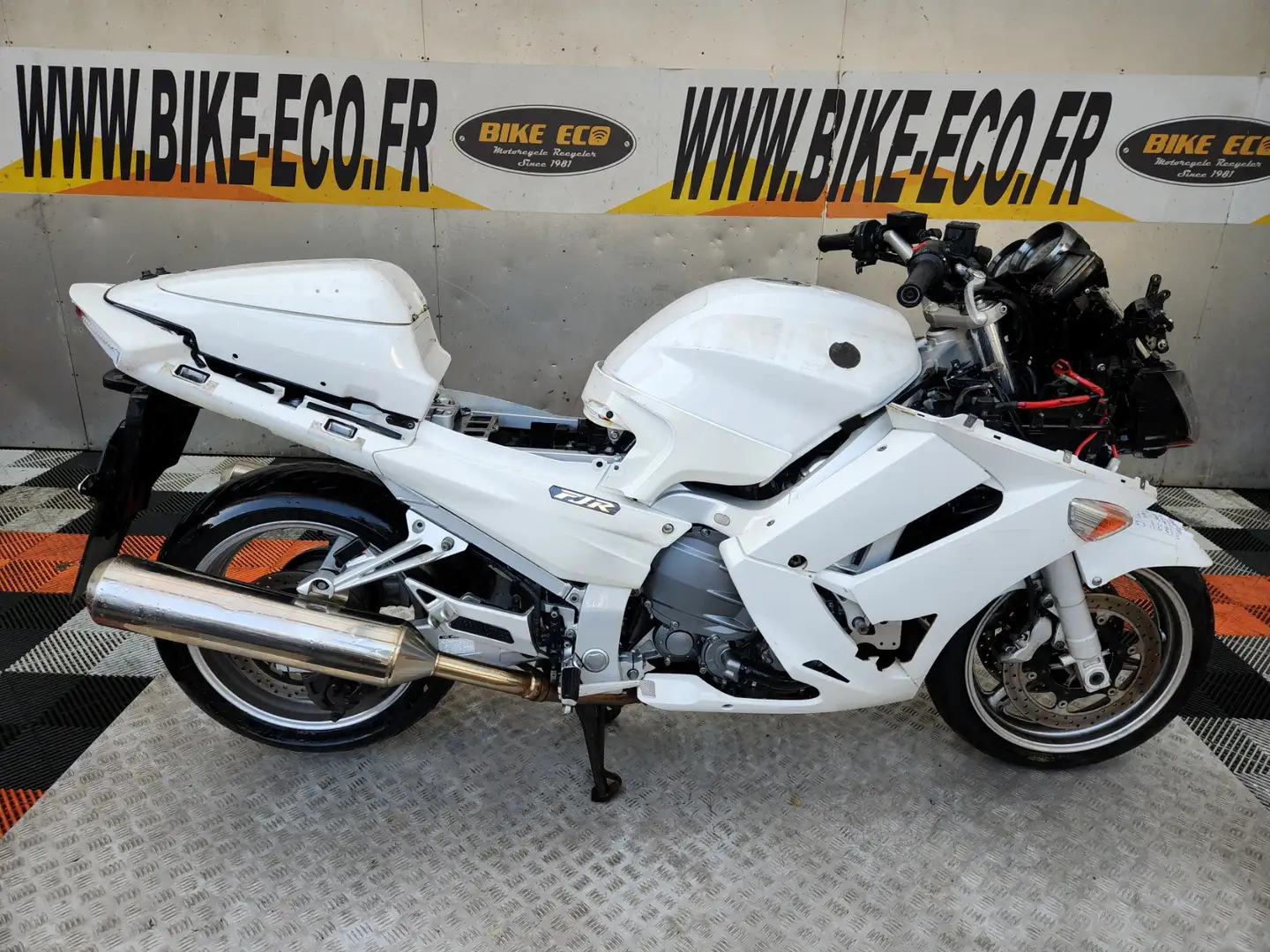 Yamaha FJR 1300 Alb - 1