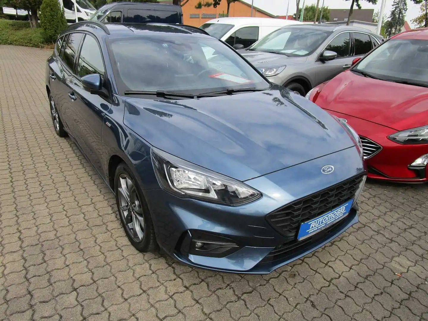 Ford Focus Turnier 1.5 EcoBlue ST-LINE X/RFK/LED/SHZ/Key Free Bleu - 1