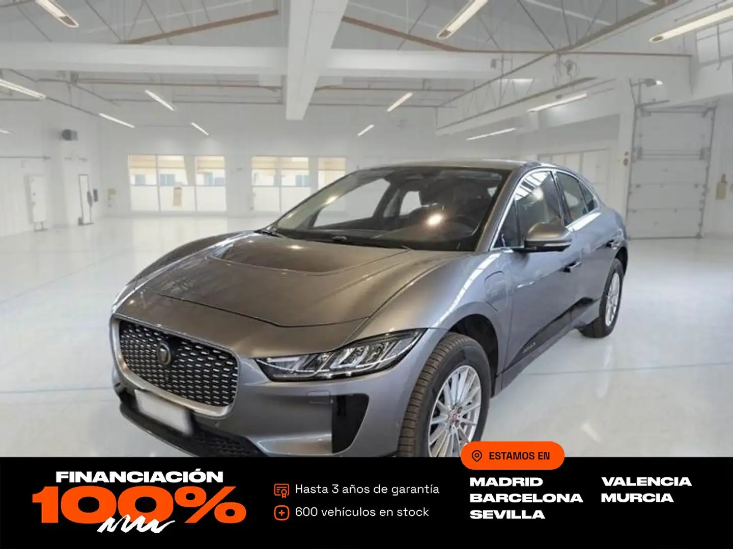 Jaguar I-Pace EV400 HSE AUTO 4WD Stříbrná - 1