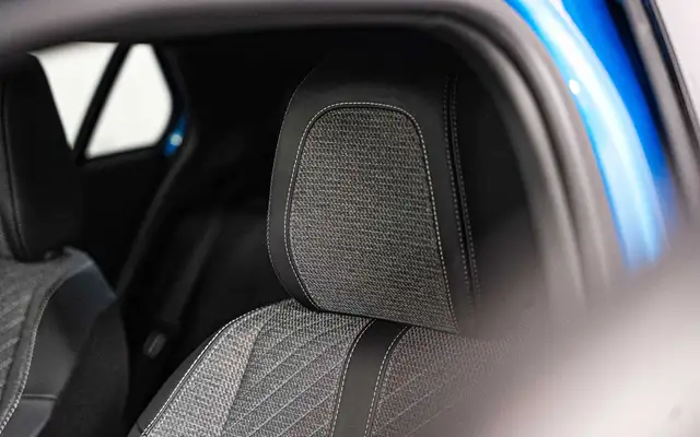 Peugeot 2008 view 8