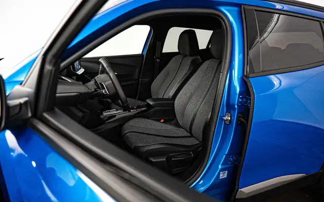 Peugeot 2008 view 9