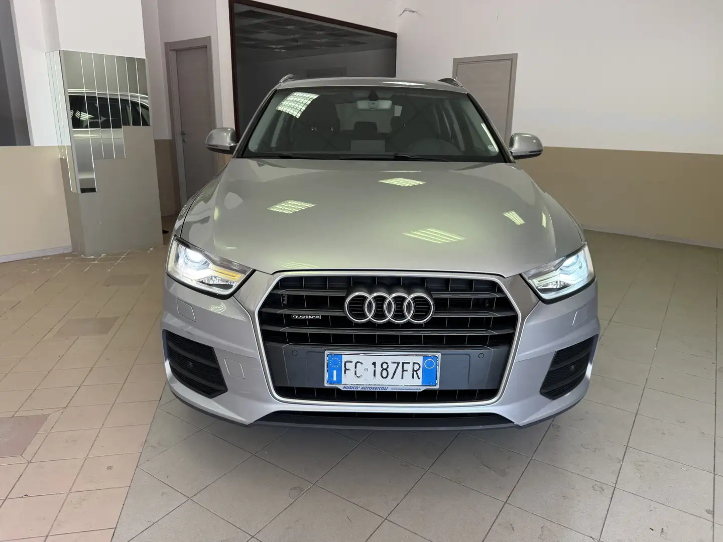 Audi Q3 2.0 tdi Sport 150cv - 2