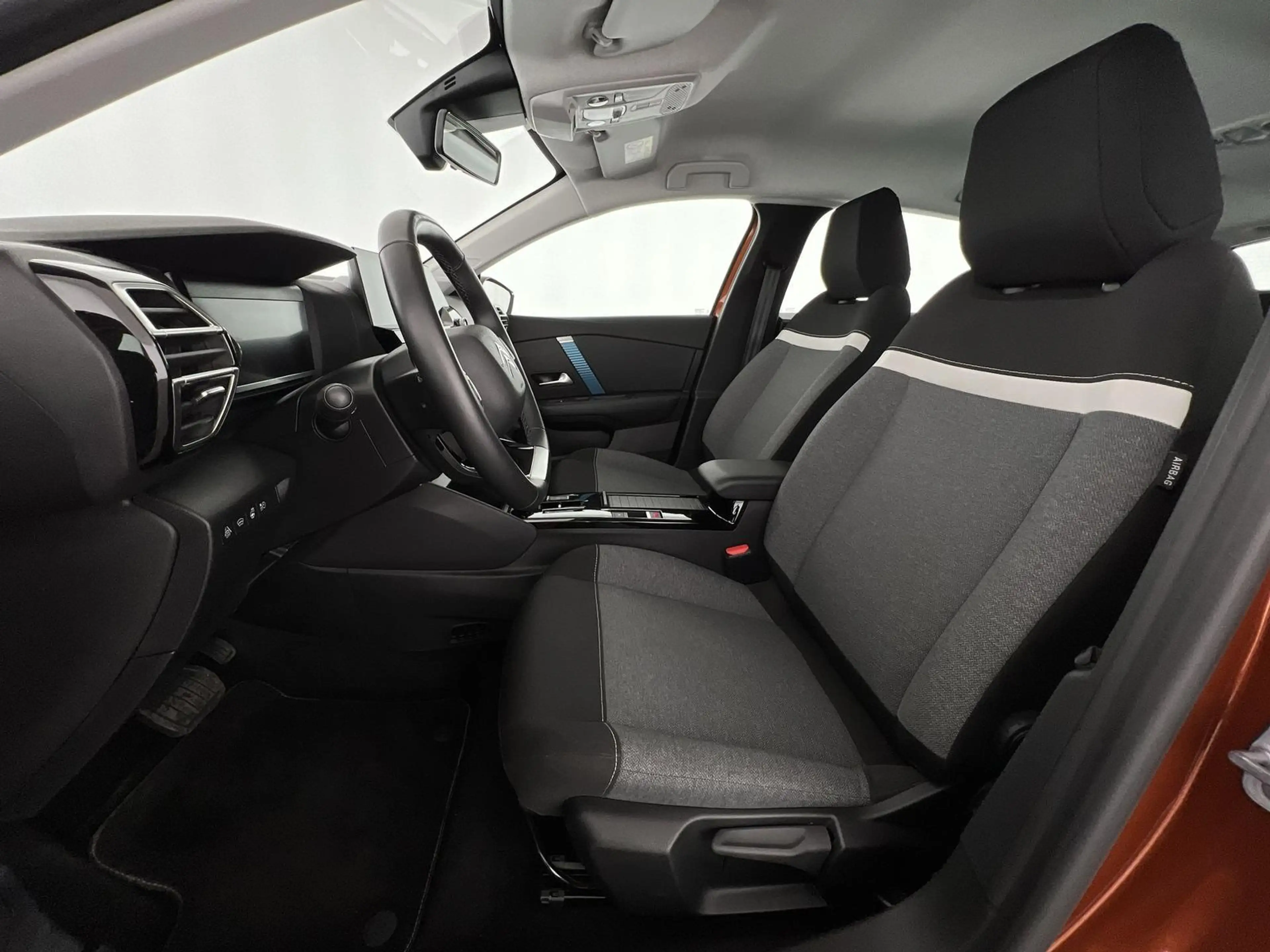 Citroen E-C4 Electric C4 Lim. ë- Feel*SHZ*LKH*RFK*uvm — photo 8