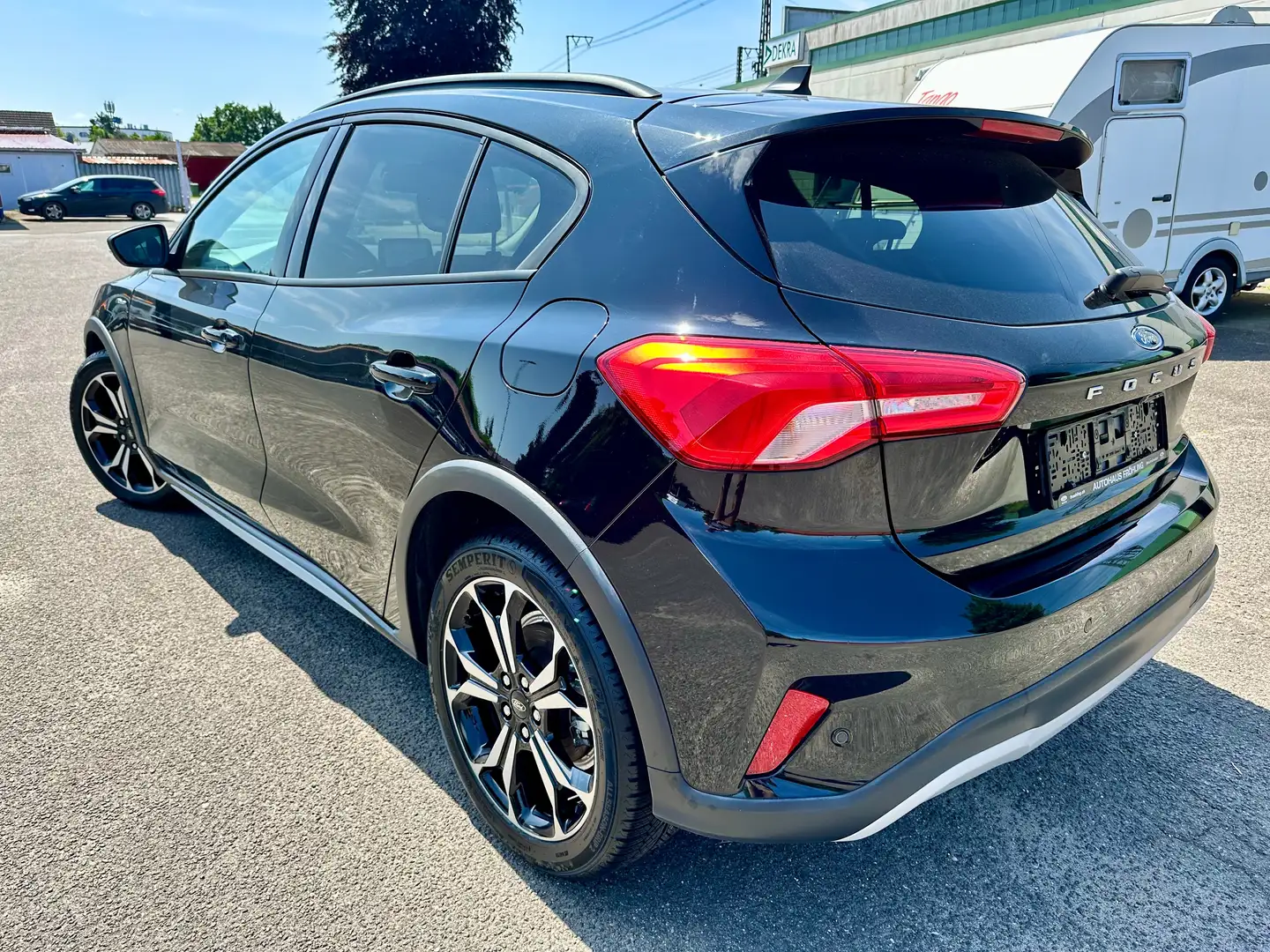 Ford Focus Active neue 18 Zoll GJR Noir - 2