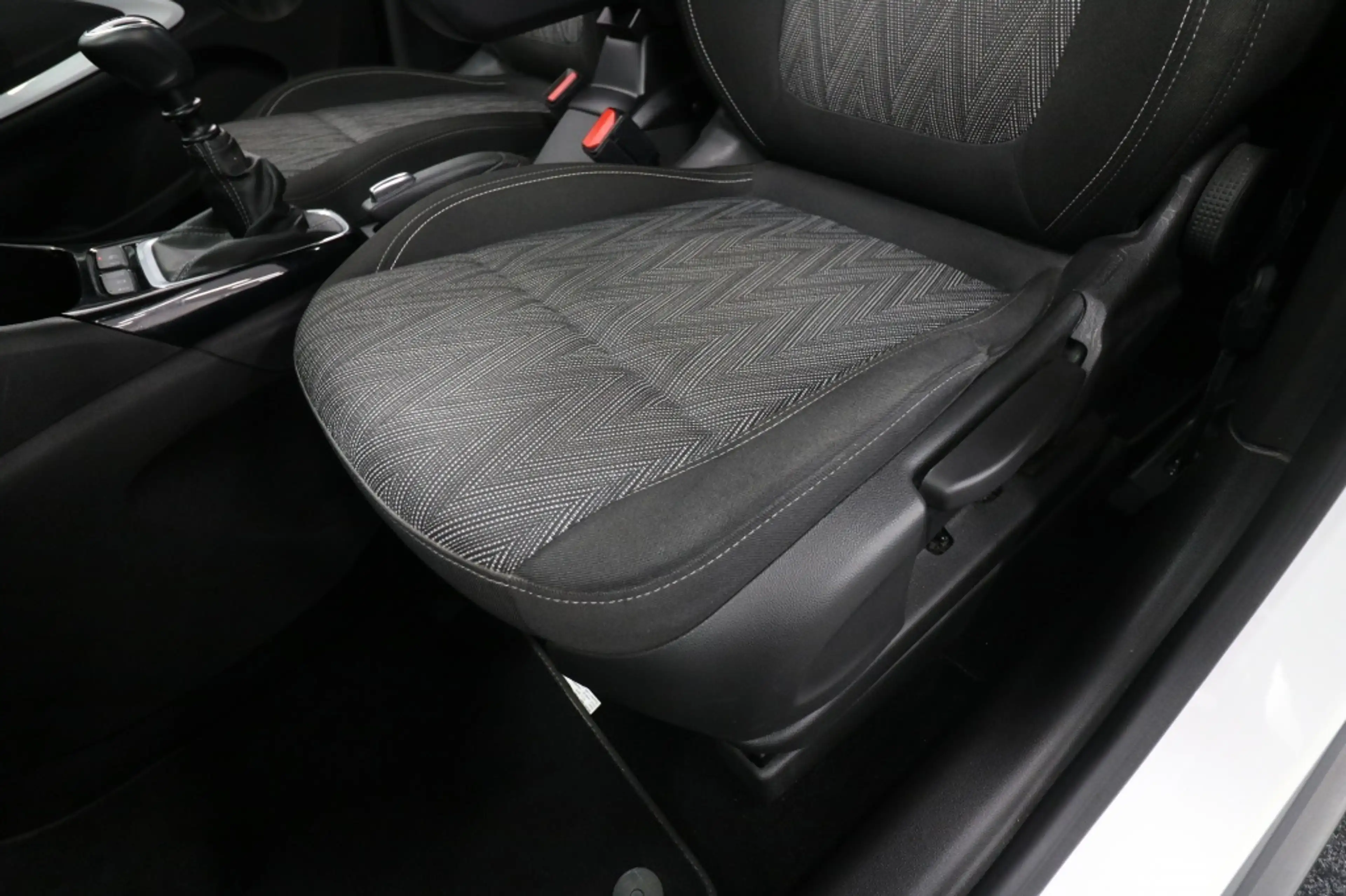 Opel Crossland X 1.2 Turbo Innovation (+ Trekhaak) — photo 6