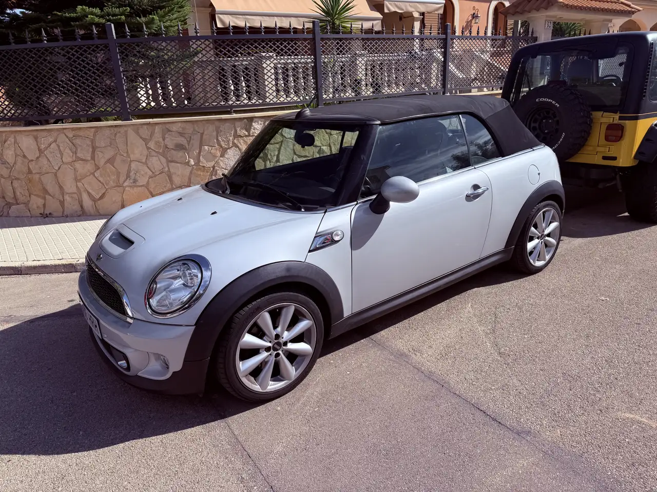 MINI Cooper S Cabrio