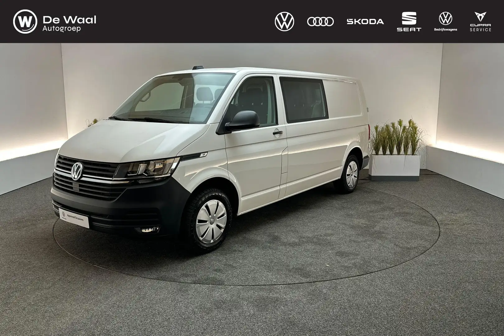 Volkswagen T6.1 Transporter 2.0 TDI 110pk L2H1 30 DC Comfortline | Trekhaak, N Blanc - 1