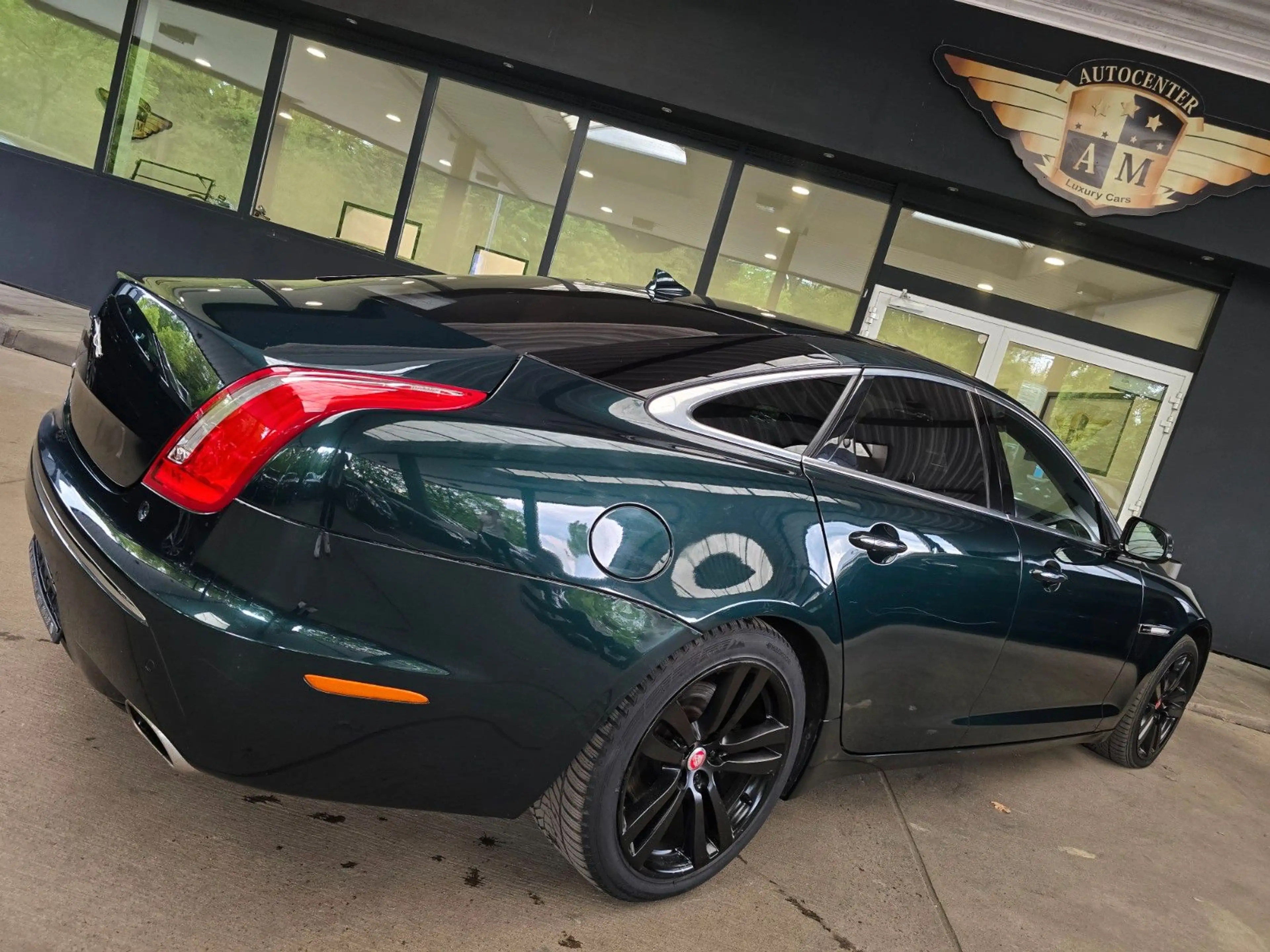 Jaguar XJ 30d Portfolio LEDER/Meridian/Panorama/19" — photo 15