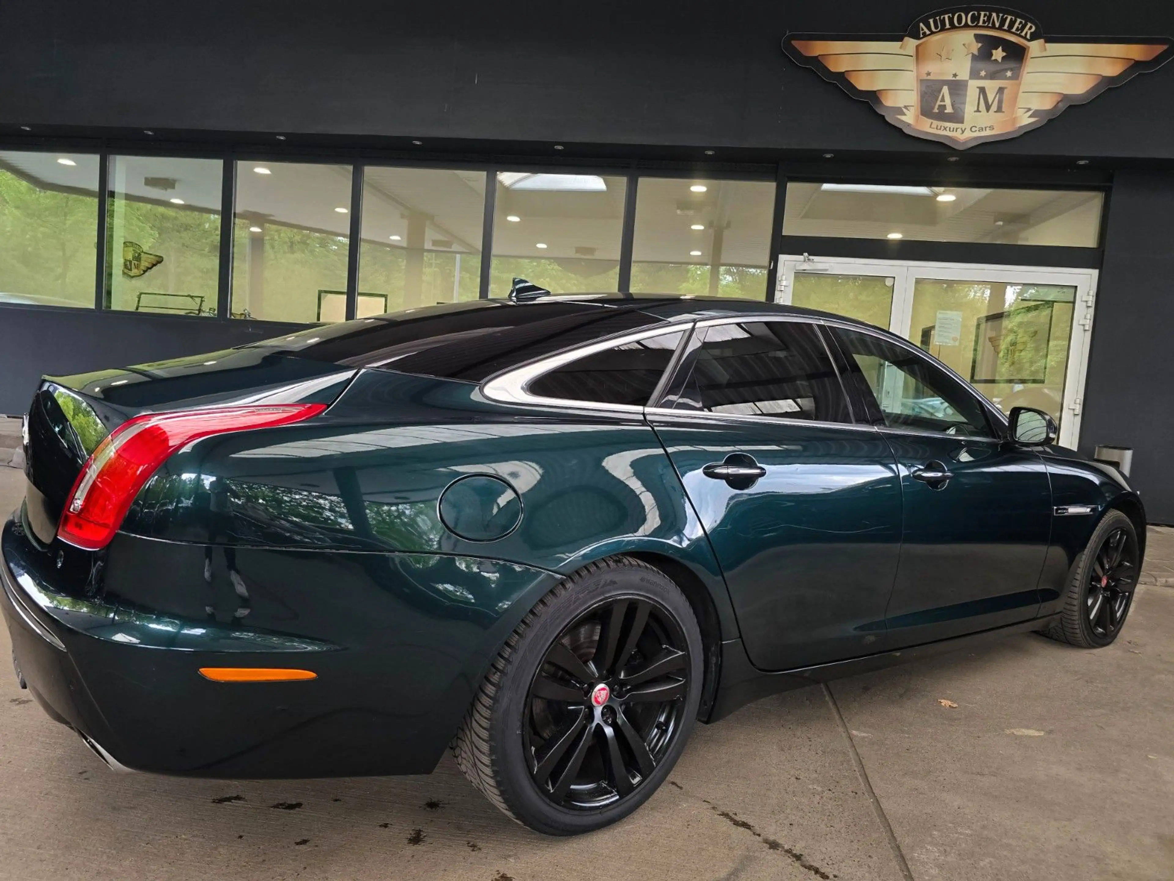 Jaguar XJ 30d Portfolio LEDER/Meridian/Panorama/19" — photo 12