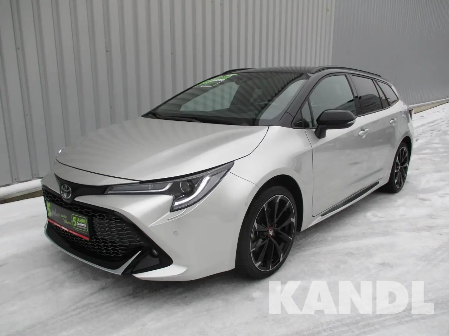 Toyota Corolla Kombi 2.0 Hybrid GR-S Aut. ACC+LED+Navi Silber - 1