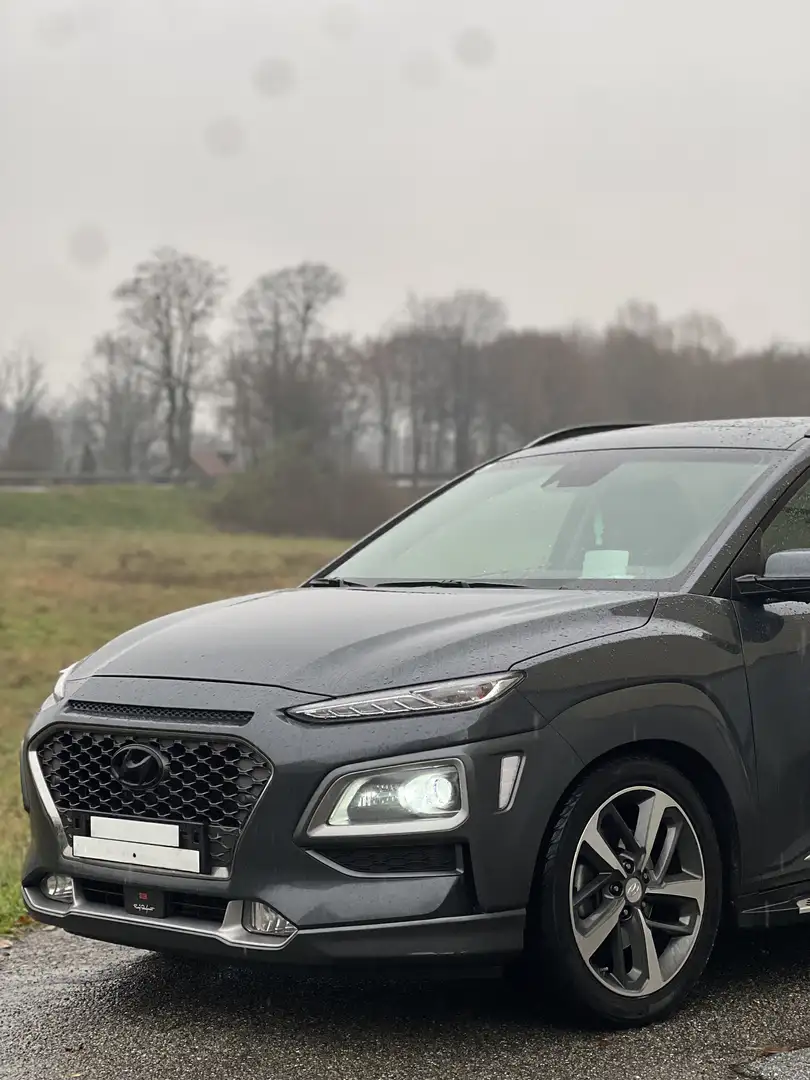 Hyundai KONA Level 6 - 2