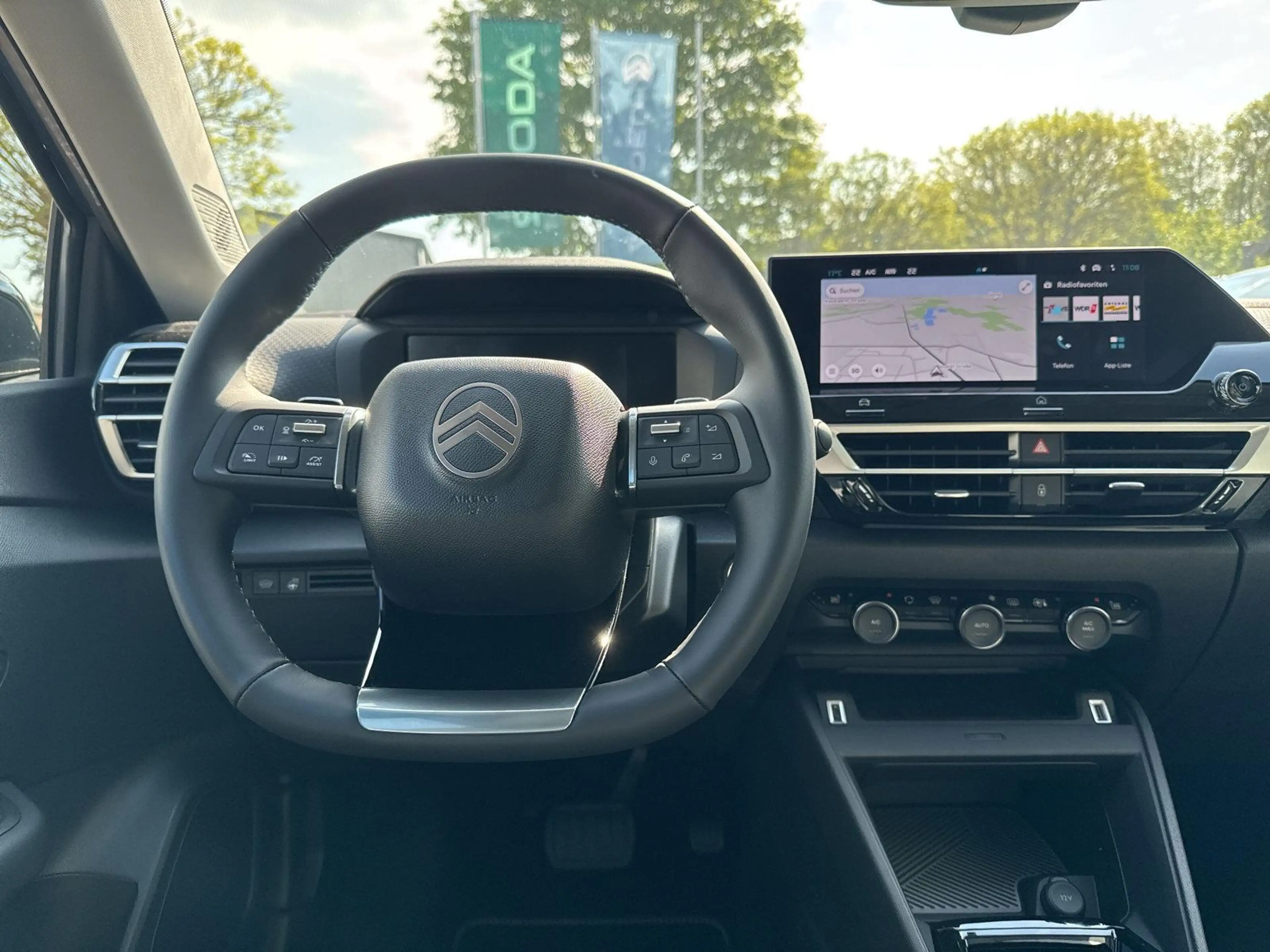 Citroen E-C4 Electric ë- C4 Lim. Max + Wärmepumpe + OBC 11kW + Rückfahrk — photo 11
