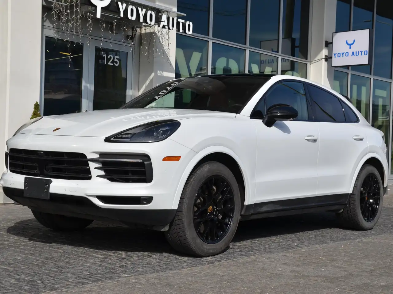 Porsche Cayenne снимка Porsche Cayenne