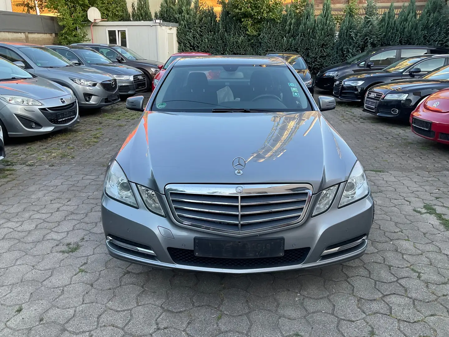 Mercedes-Benz E 200 2,2 CDI,Blue Ef.NAVI, LED, PDC, 2 x ALU Grijs - 2