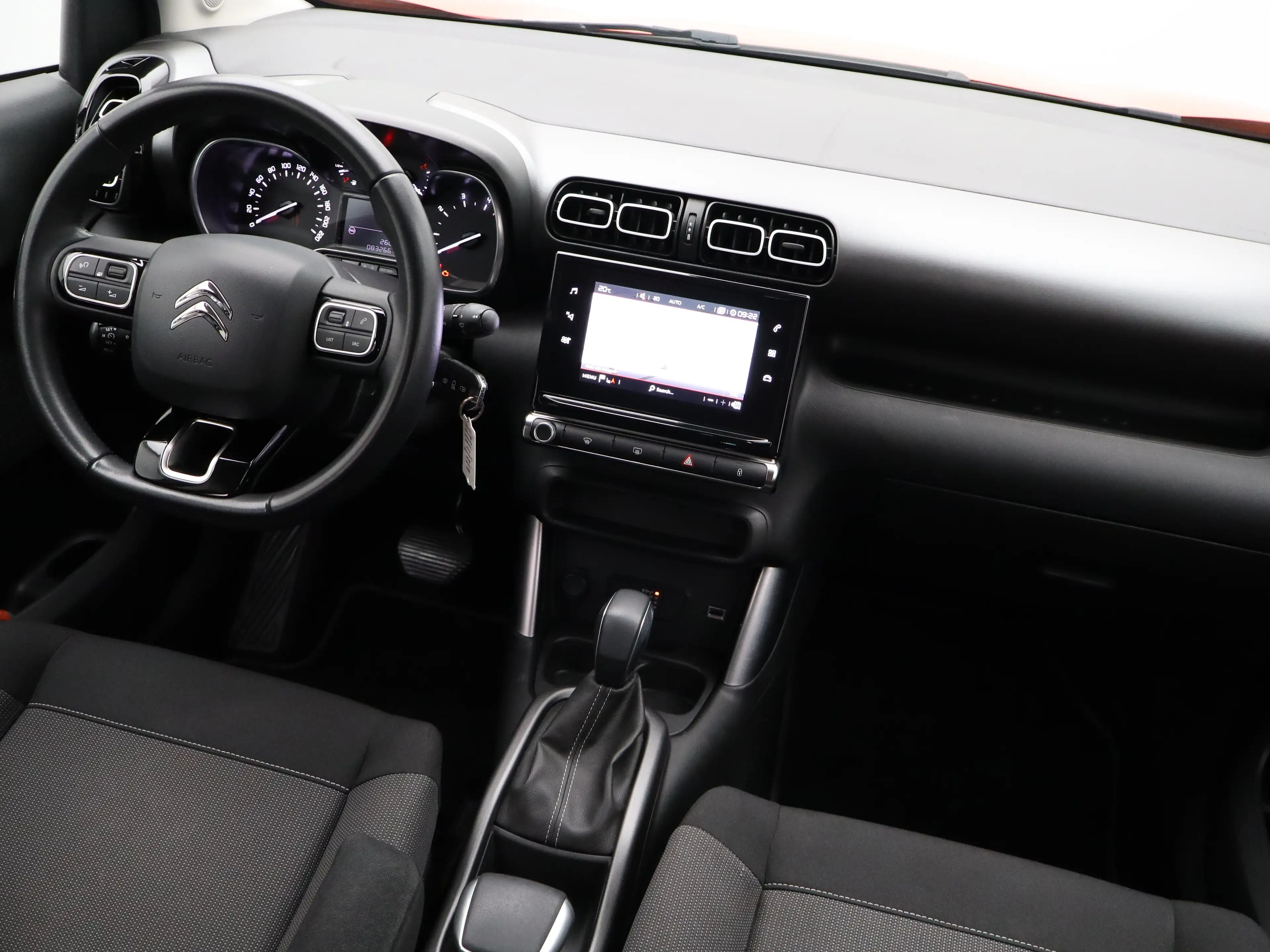 Citroen C3 Aircross 1.2 PureTech Shine | Automaat | Carplay | Parkeers — photo 34
