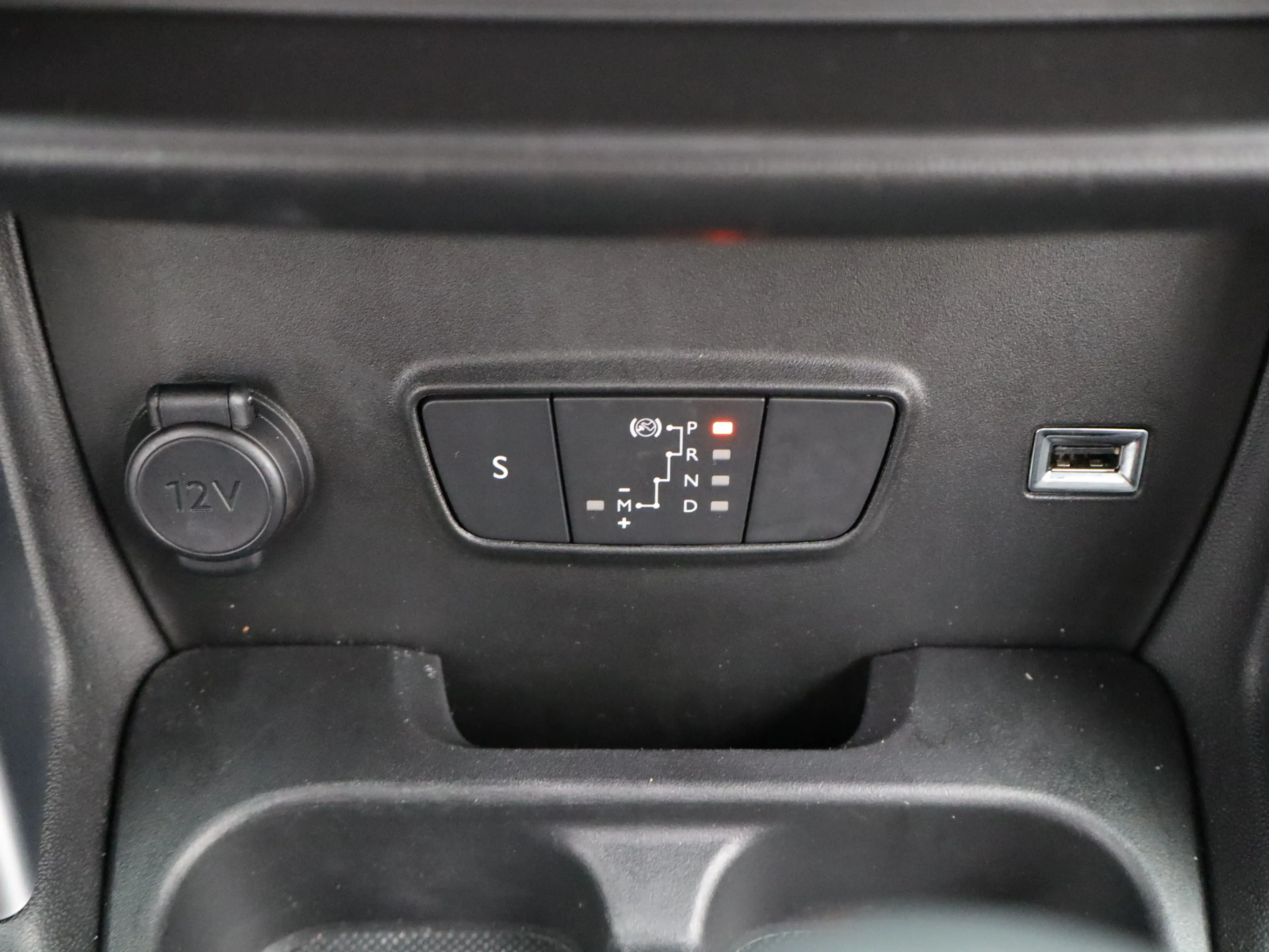 Citroen C3 Aircross 1.2 PureTech Shine | Automaat | Carplay | Parkeers — photo 23