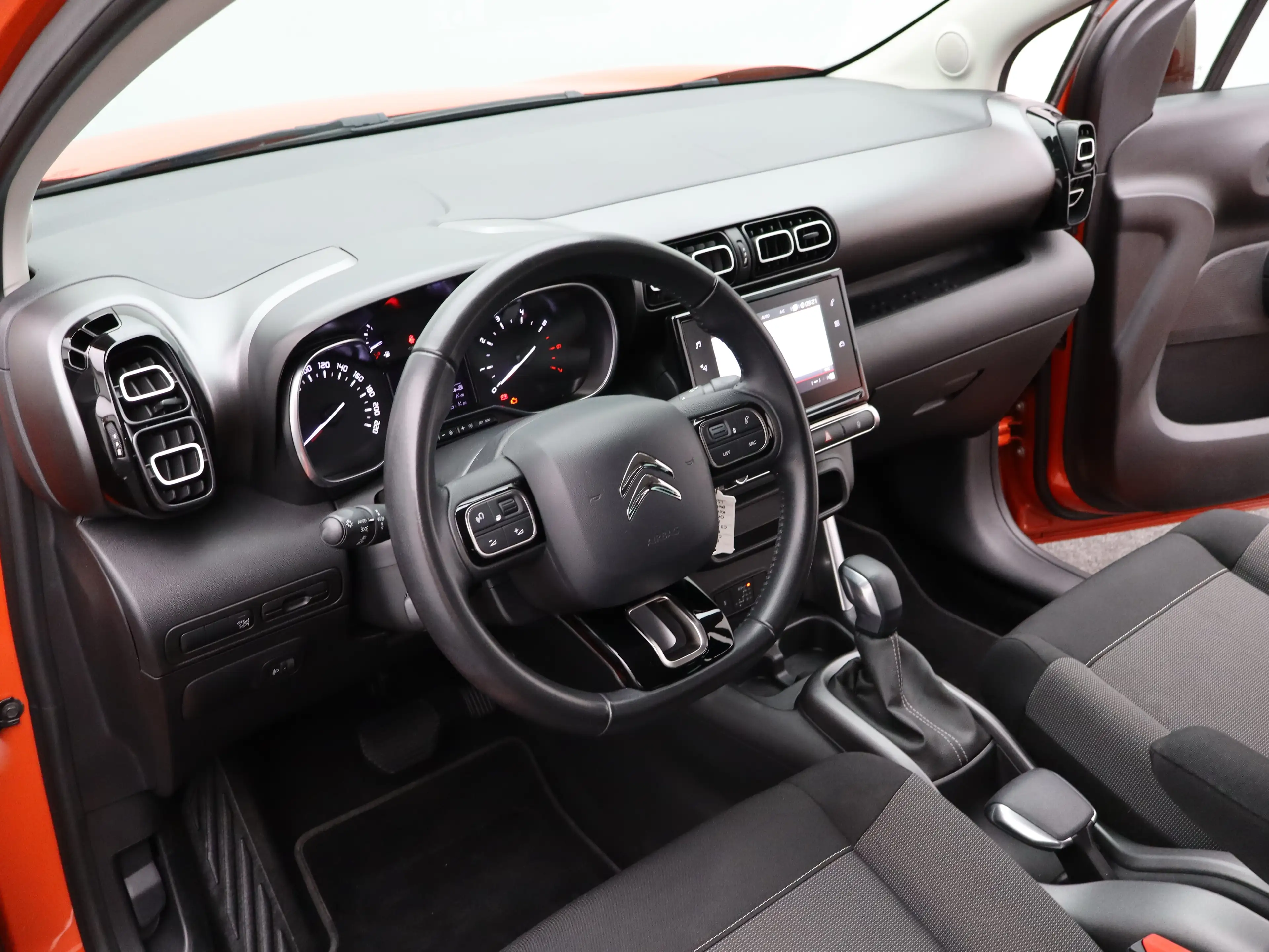 Citroen C3 Aircross 1.2 PureTech Shine | Automaat | Carplay | Parkeers — photo 30