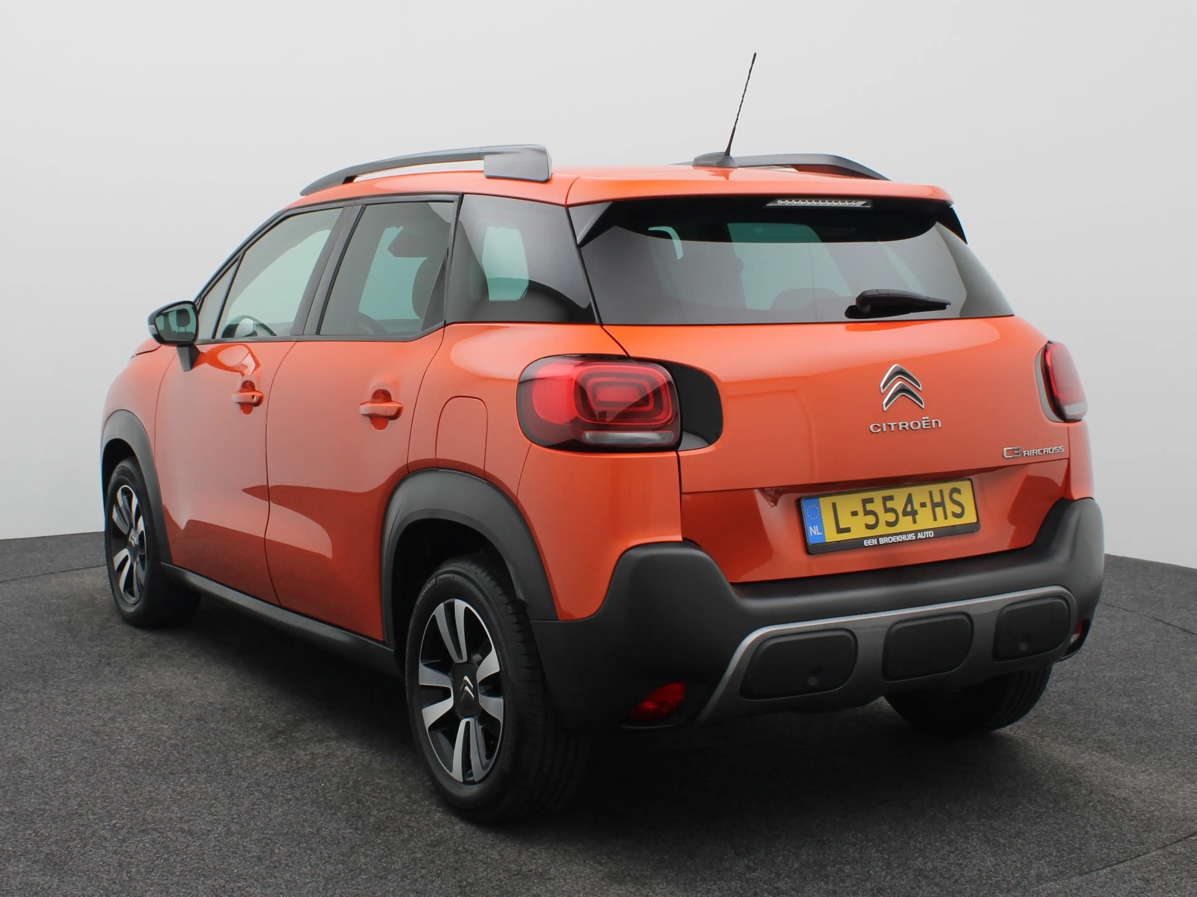 Citroen C3 Aircross 1.2 PureTech Shine | Automaat | Carplay | Parkeers — photo 10