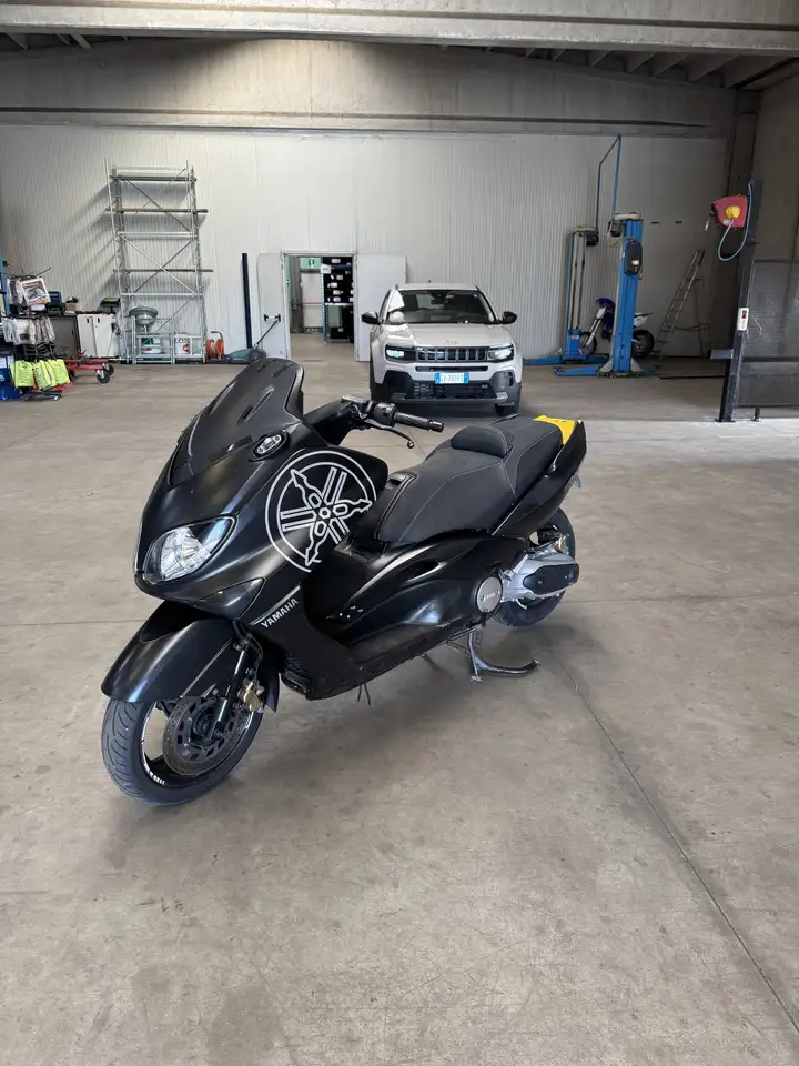 Yamaha Tmax 500