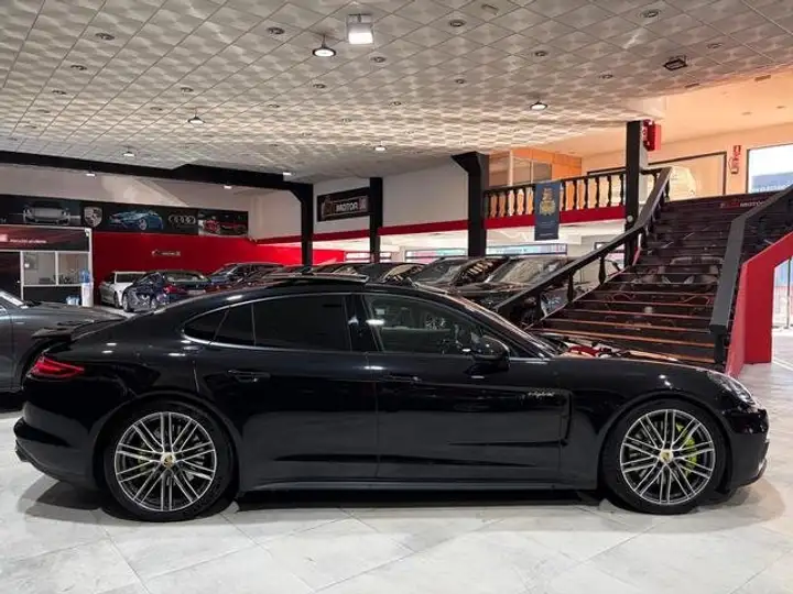 Porsche Panamera 4 E-Hybrid 2017, foto 52