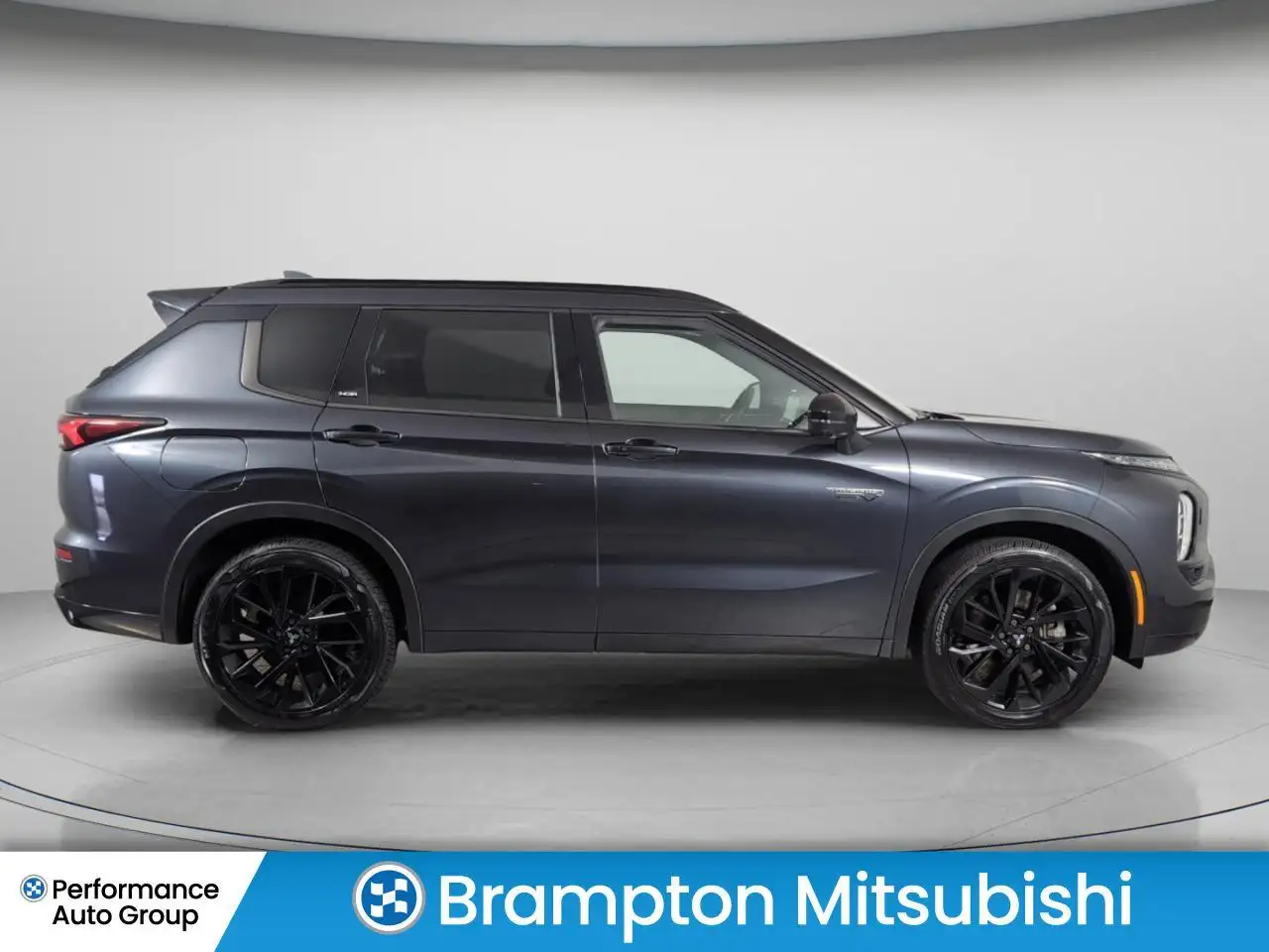 Mitsubishi Outlander снимка Mitsubishi Outlander