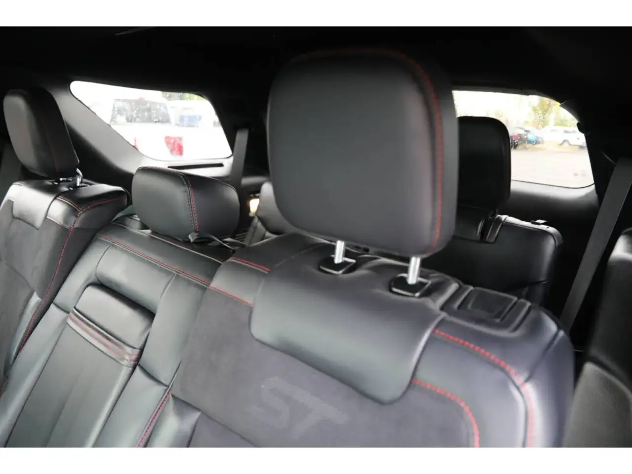 Ford Explorer снимка Ford Explorer