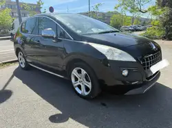 Peugeot 3008 2.0 HDi 16V 150ch FAP Premium Pack