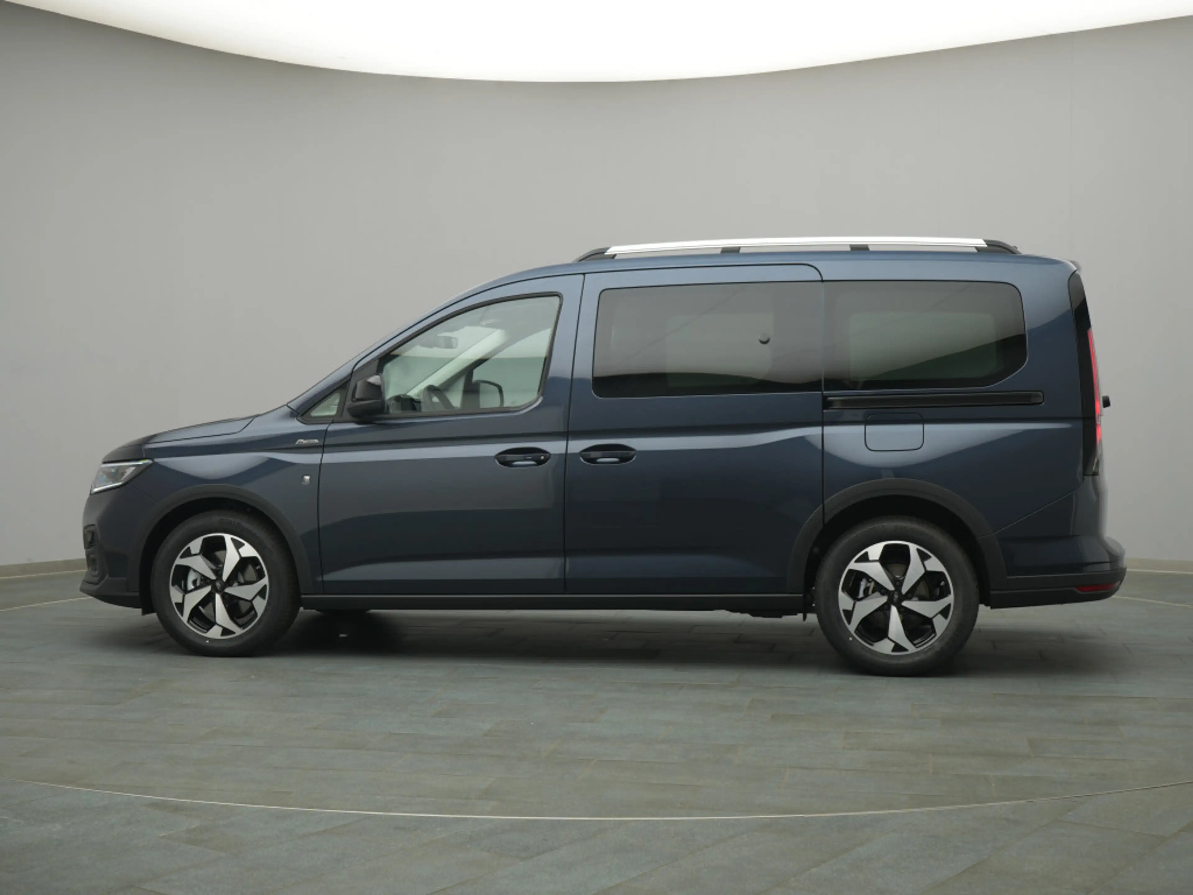 Ford Tourneo Grand Connect Active 122PS Aut. -14%* — photo 3