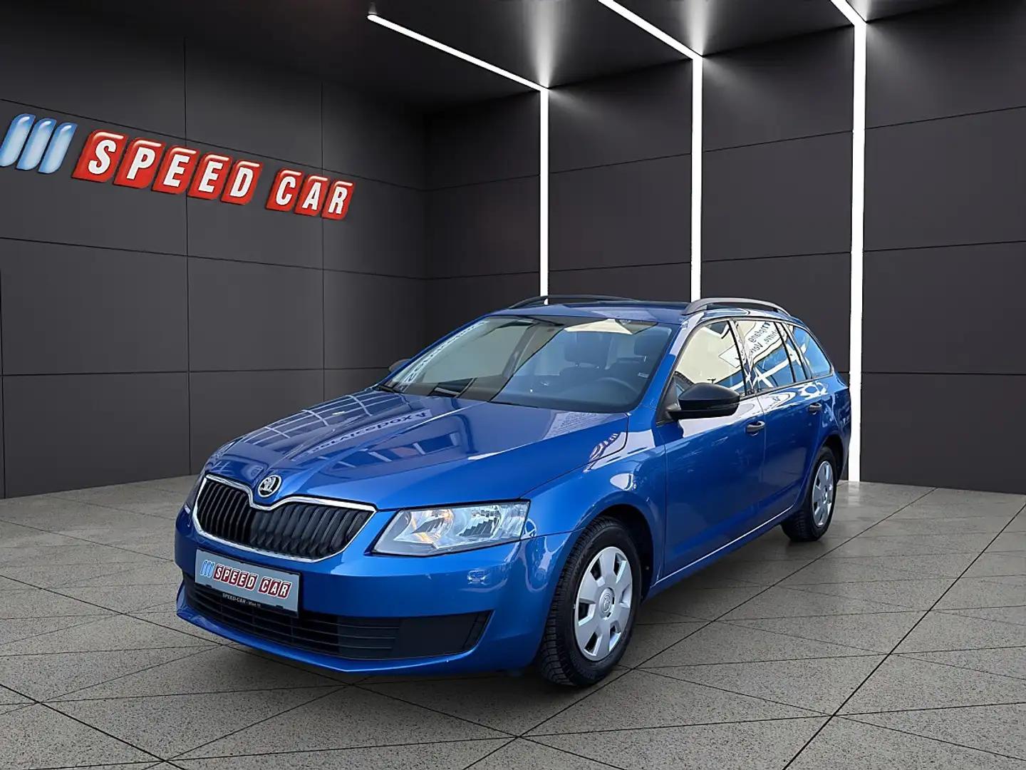 Skoda Octavia Combi 1,2 TSI Active Blau - 1