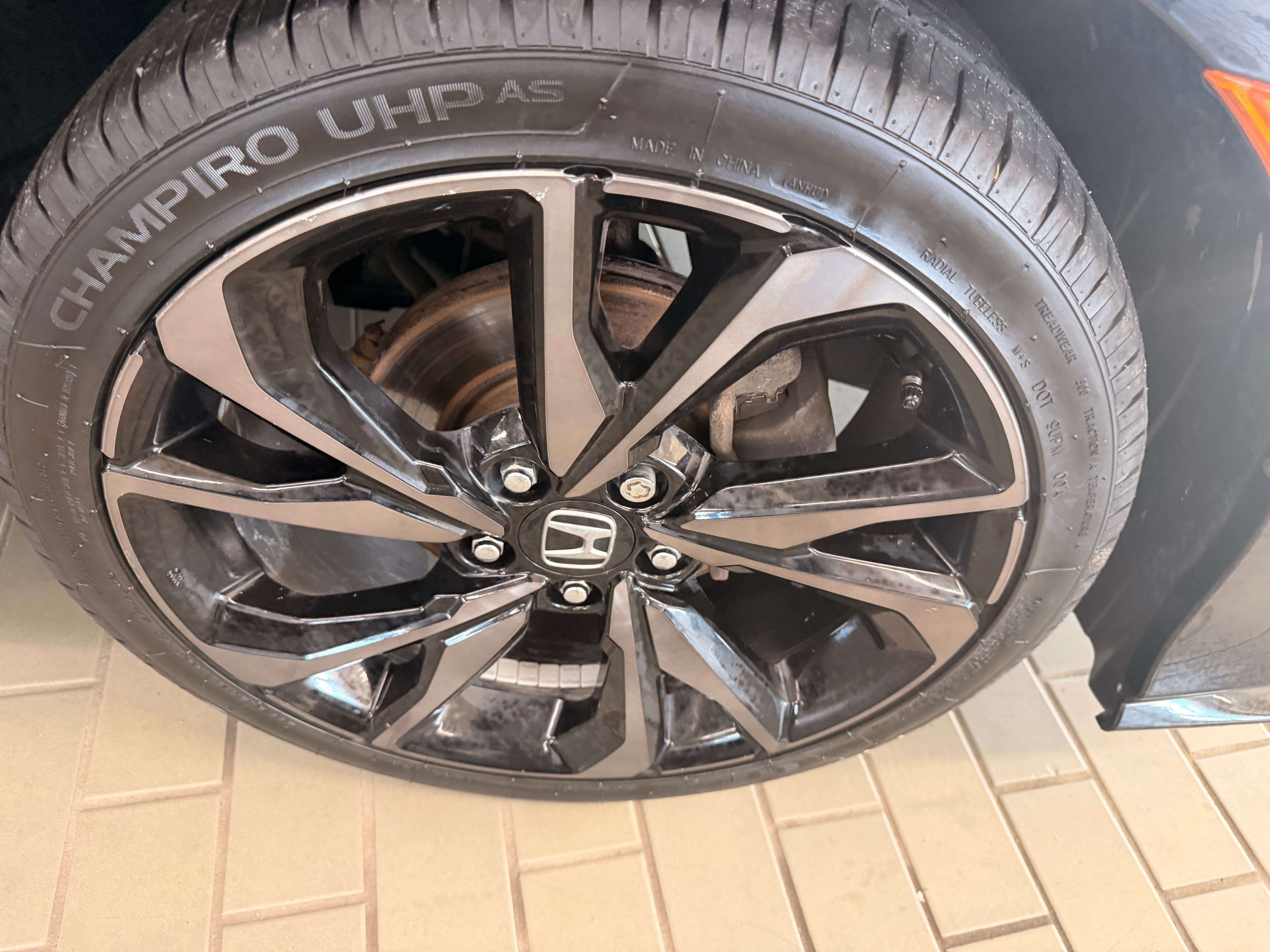 2019 Honda Civic Hatchback Sport - Image 9