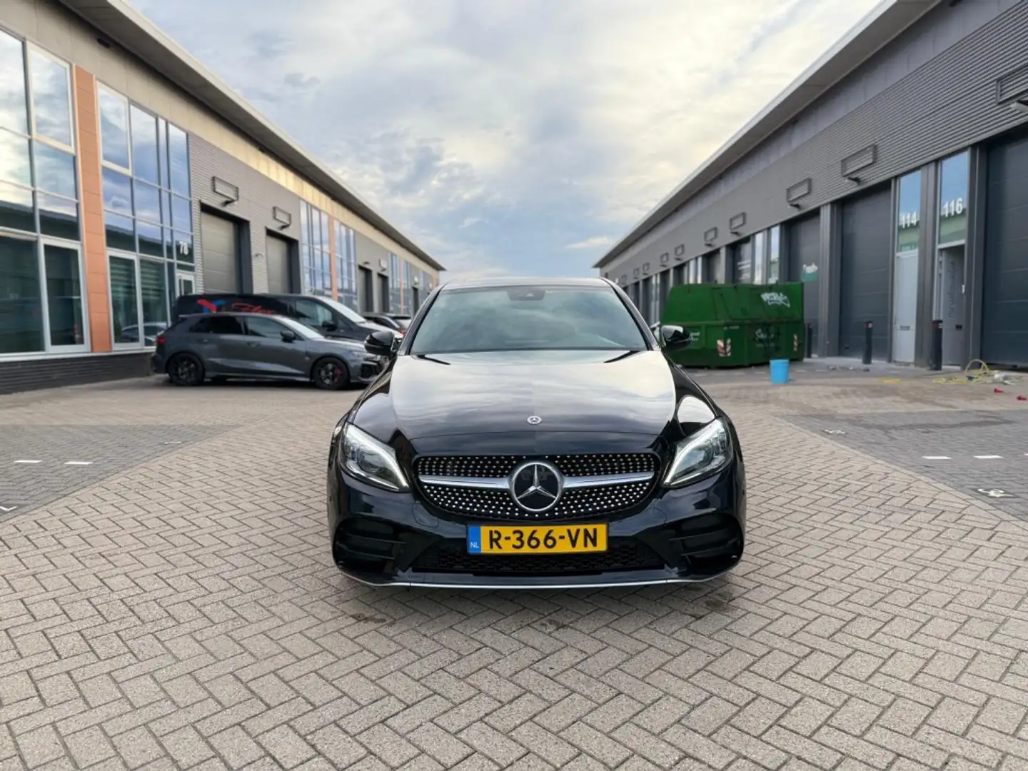 Mercedes-Benz C 180 Premium Pack| Amg-line|Airco|Navi|Pano Zwart - 2