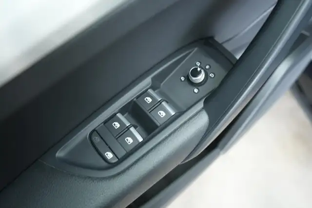 Audi Q5 view 29