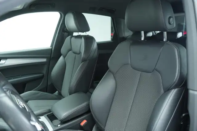 Audi Q5 view 22