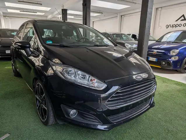 Ford Fiesta view 4