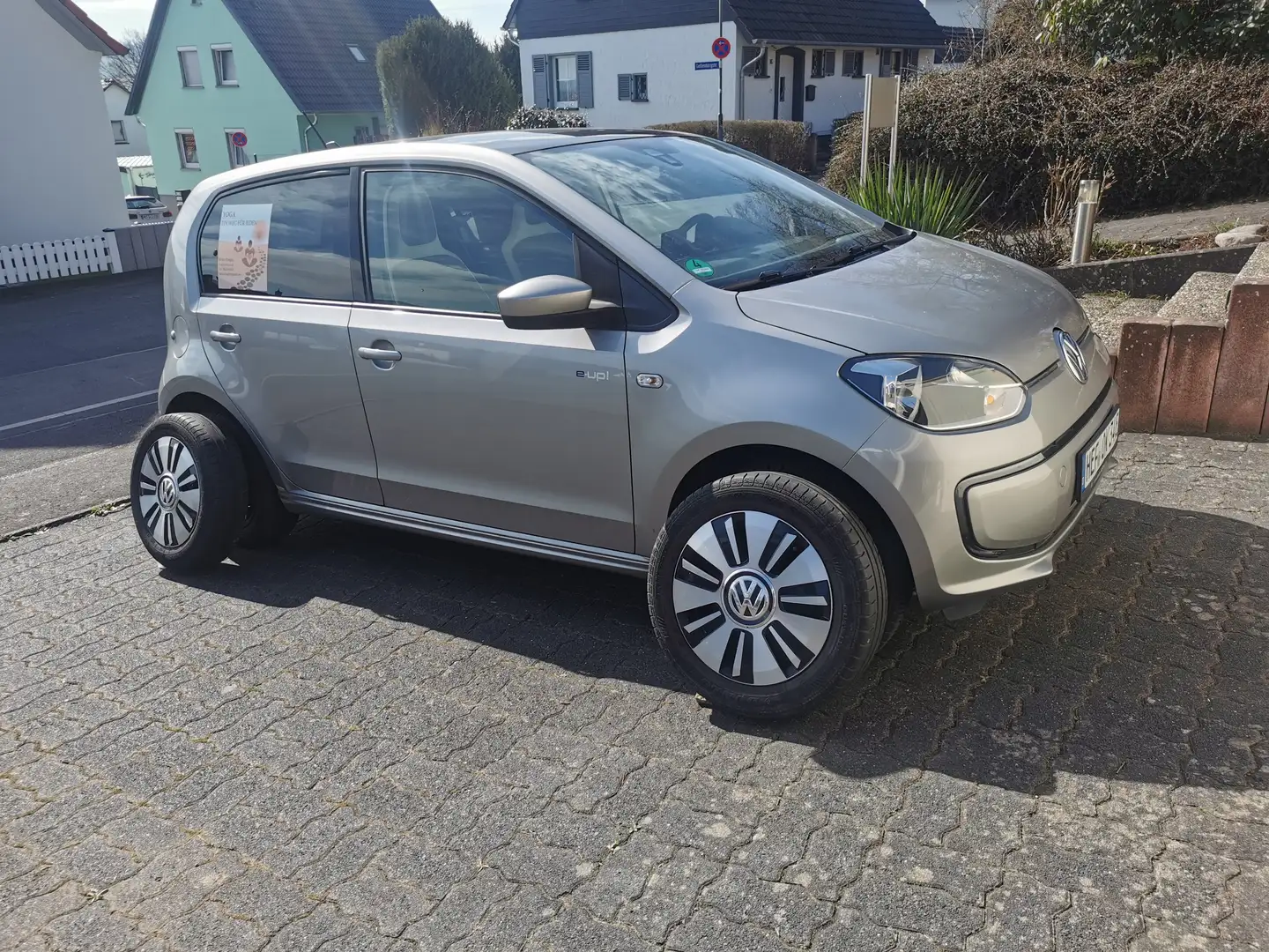 Volkswagen e-up! up! e-up! Plateado - 1