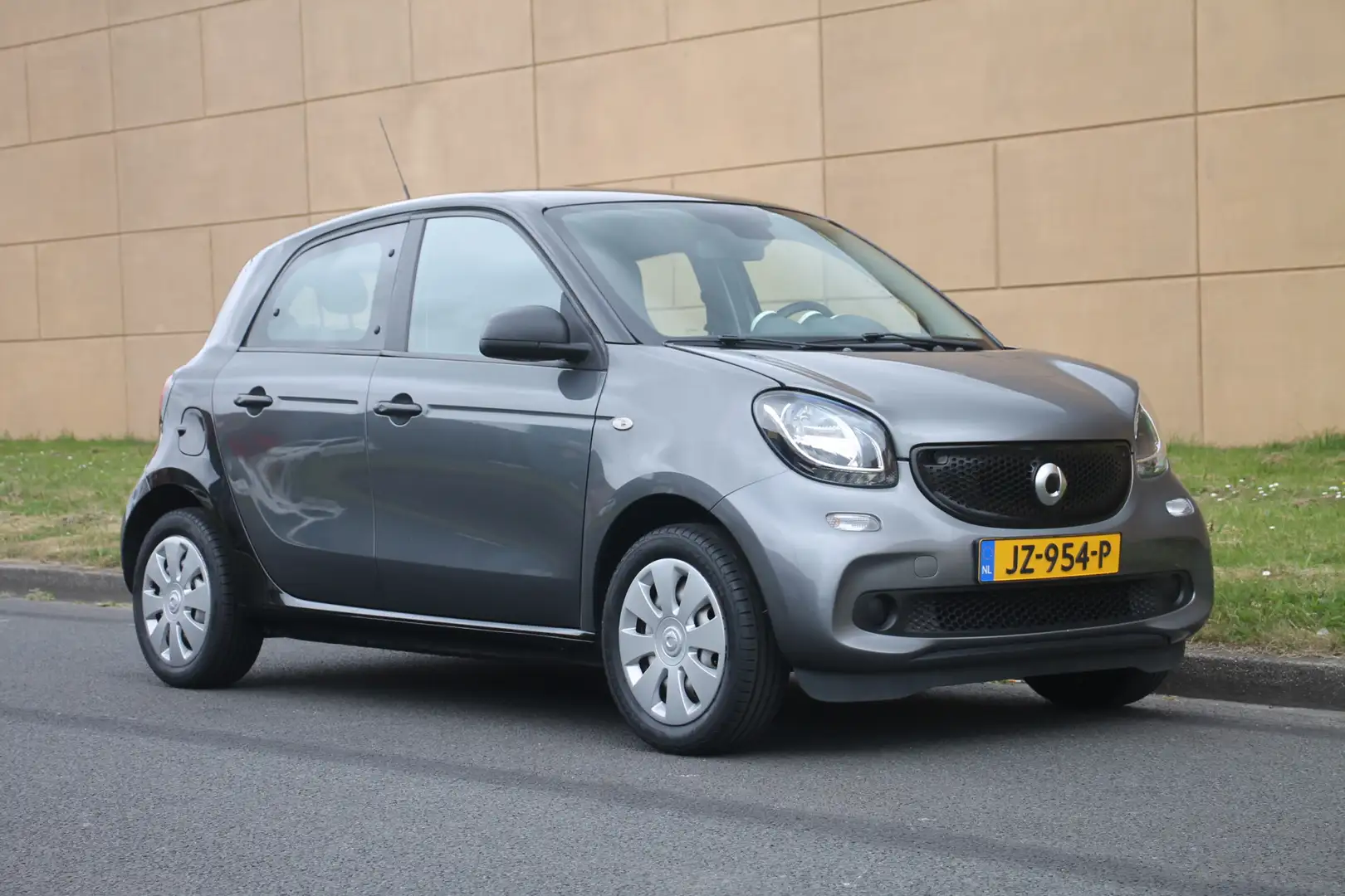 smart forFour 1.0 Pure Gris - 1