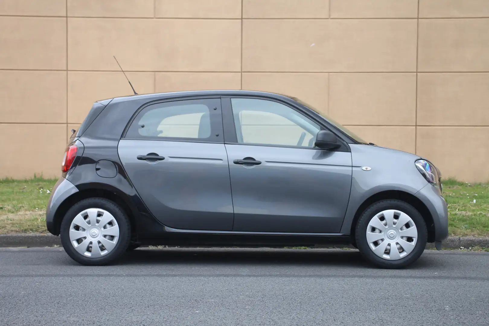 smart forFour 1.0 Pure Gris - 2
