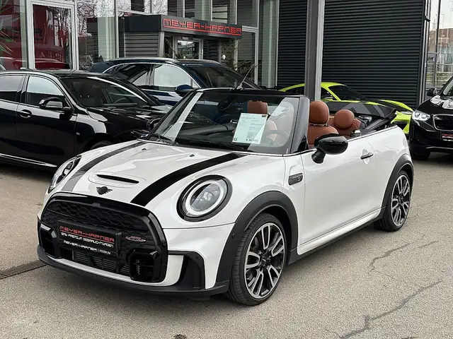 MINI John Cooper Works Cabrio MINI Cooper S Cabrio John Cooper Works Trim