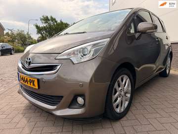 1.3 VVT-i Dynamic/Pano/Navi/Camera/Automaat/Climat