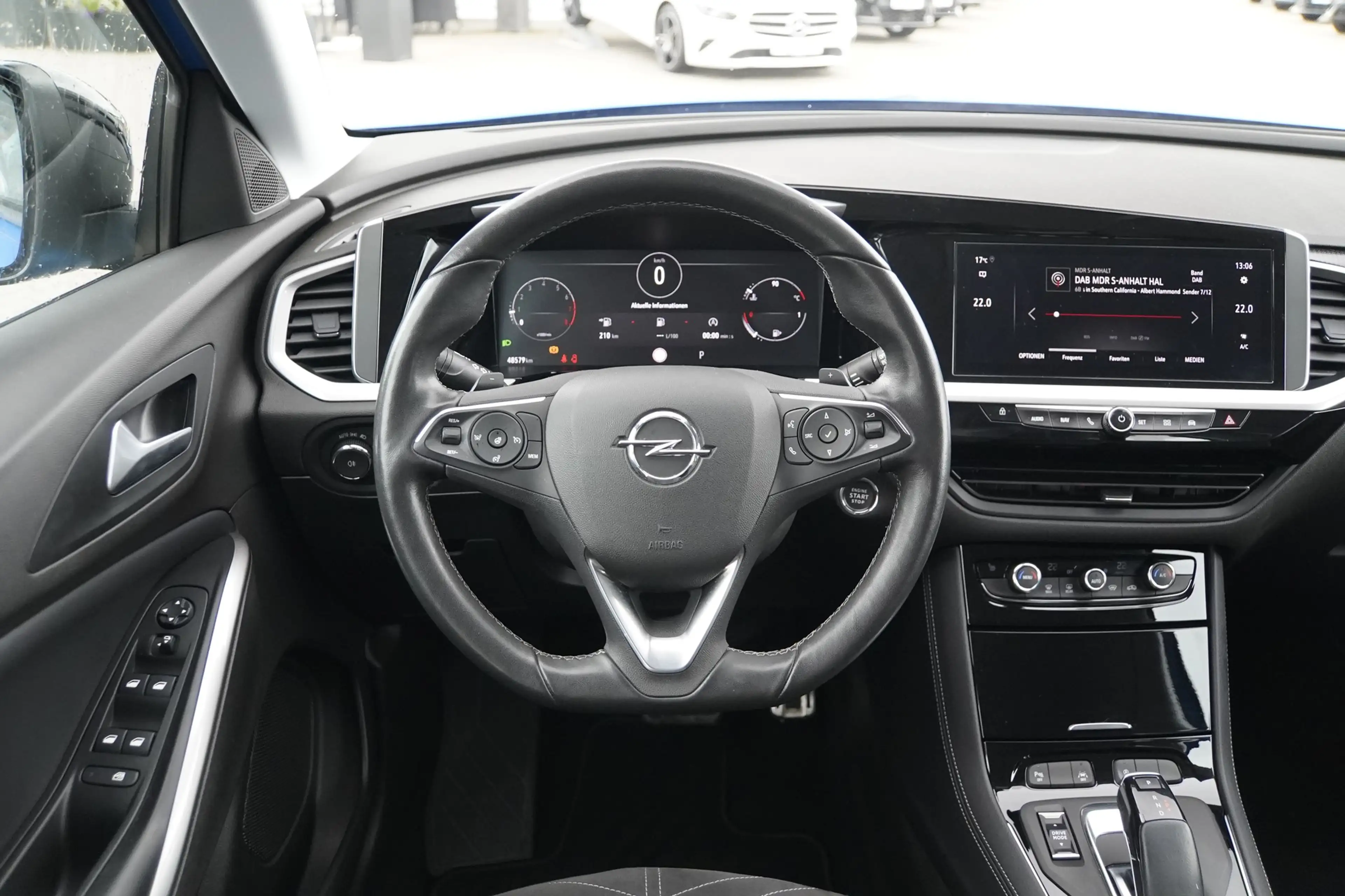 Opel Grandland 1.2 Elegance — photo 14